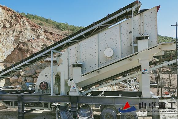 移動重（chóng）錘式破碎機